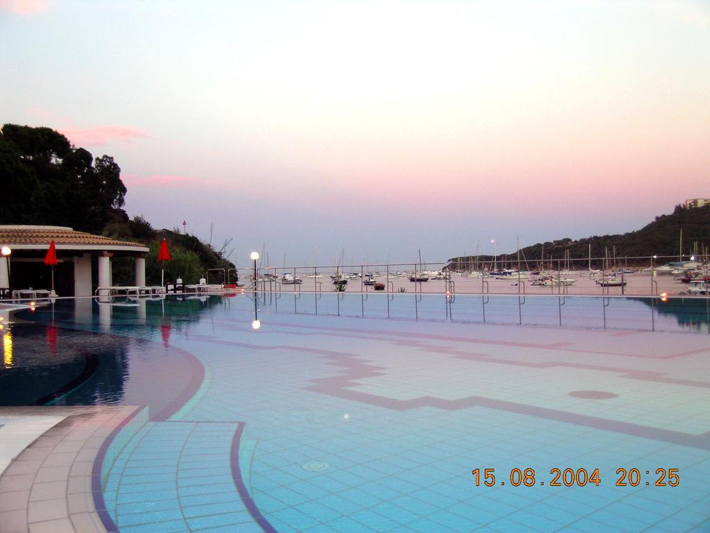 Hotel Cala Di Mola Porto Azzurro Dış mekan fotoğraf