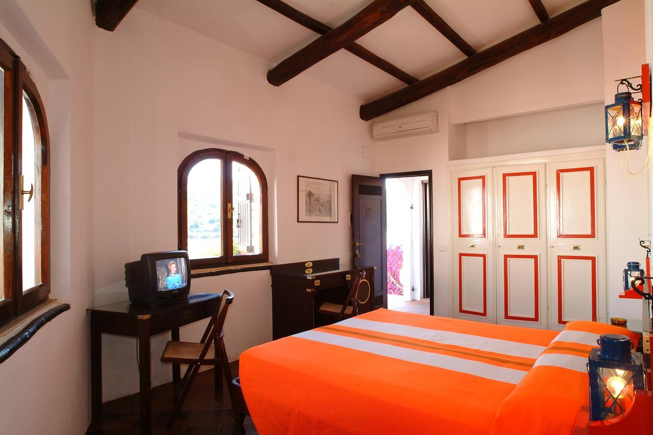 Hotel Cala Di Mola Porto Azzurro Dış mekan fotoğraf